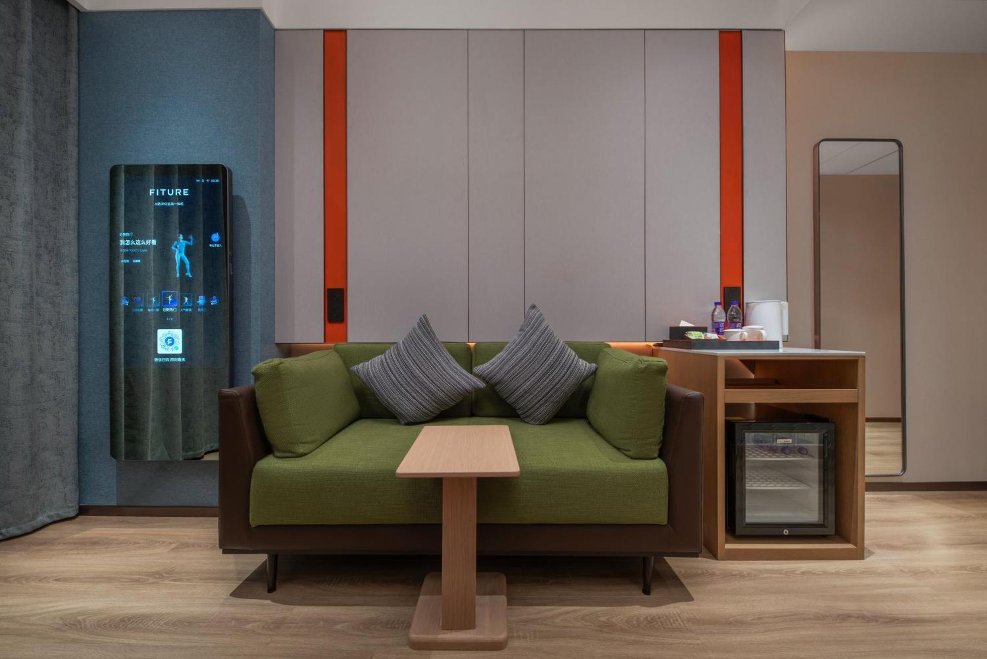 Holiday Inn Express Shangdi Beijing By Ihg L Next To Yuanmingyuan Park & Subway & Qinghe Railway Station & Beijing Sport University L Taxi 15 Minutes To Summer Palace & Peking University & Tsinghua University L 20 Minutes To Badaling Great Wall By Ra Exterior photo