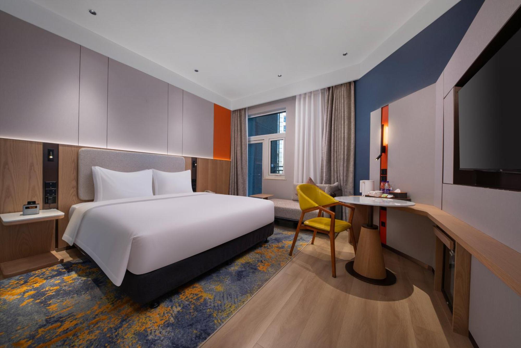 Holiday Inn Express Shangdi Beijing By Ihg L Next To Yuanmingyuan Park & Subway & Qinghe Railway Station & Beijing Sport University L Taxi 15 Minutes To Summer Palace & Peking University & Tsinghua University L 20 Minutes To Badaling Great Wall By Ra Exterior photo