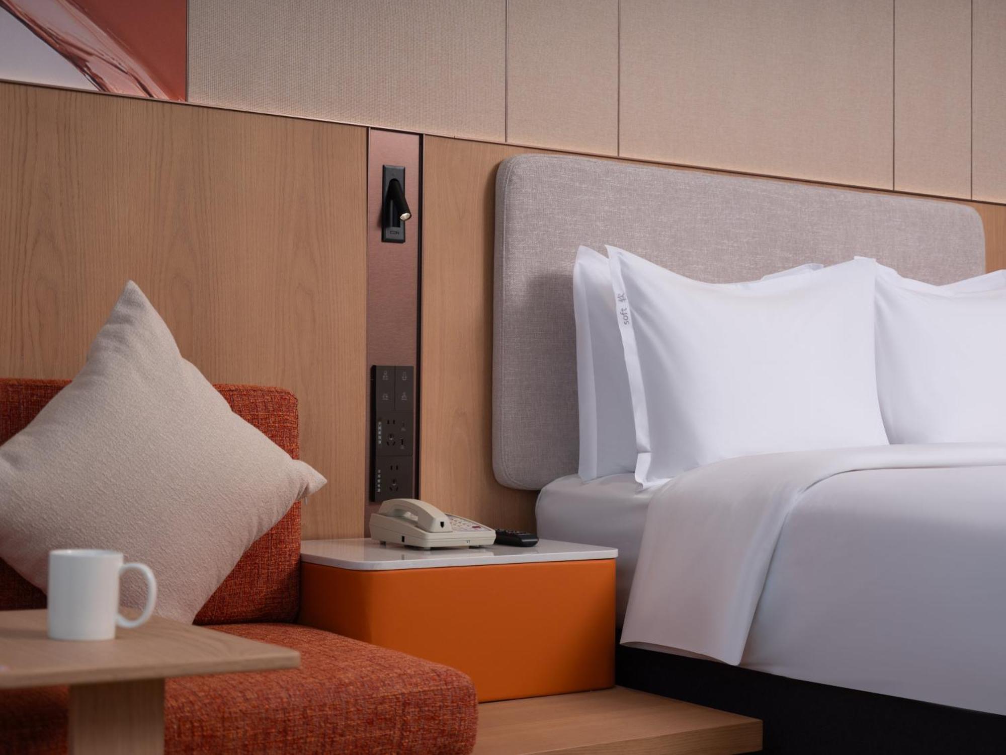 Holiday Inn Express Shangdi Beijing By Ihg L Next To Yuanmingyuan Park & Subway & Qinghe Railway Station & Beijing Sport University L Taxi 15 Minutes To Summer Palace & Peking University & Tsinghua University L 20 Minutes To Badaling Great Wall By Ra Exterior photo