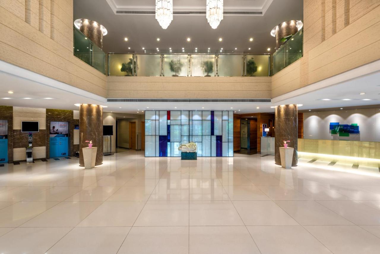 Holiday Inn Express Shangdi Beijing By Ihg L Next To Yuanmingyuan Park & Subway & Qinghe Railway Station & Beijing Sport University L Taxi 15 Minutes To Summer Palace & Peking University & Tsinghua University L 20 Minutes To Badaling Great Wall By Ra Exterior photo